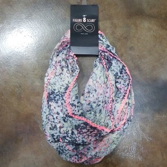 Accessories - Fashion scarf